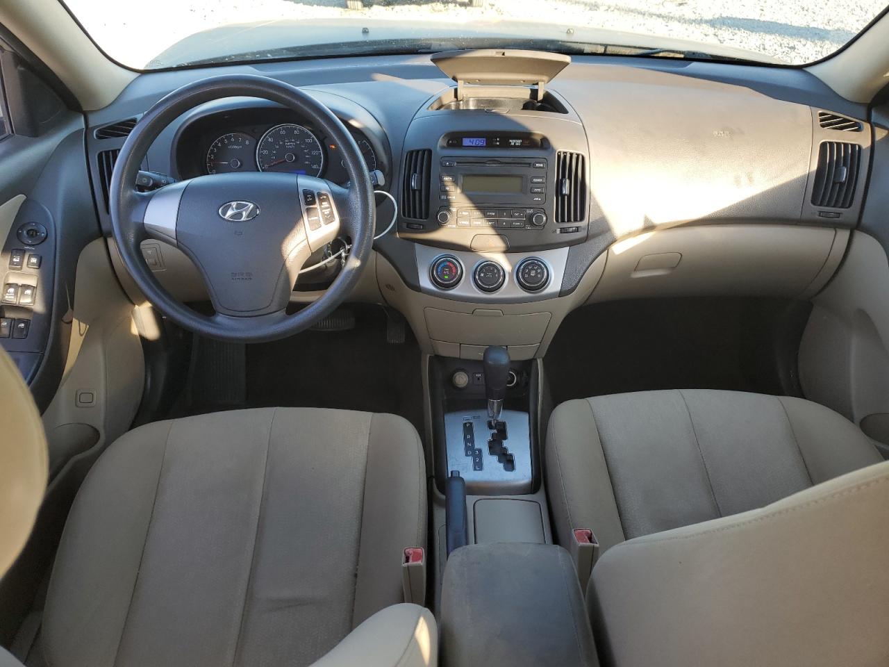 HYUNDAI ELANTRA BLUE