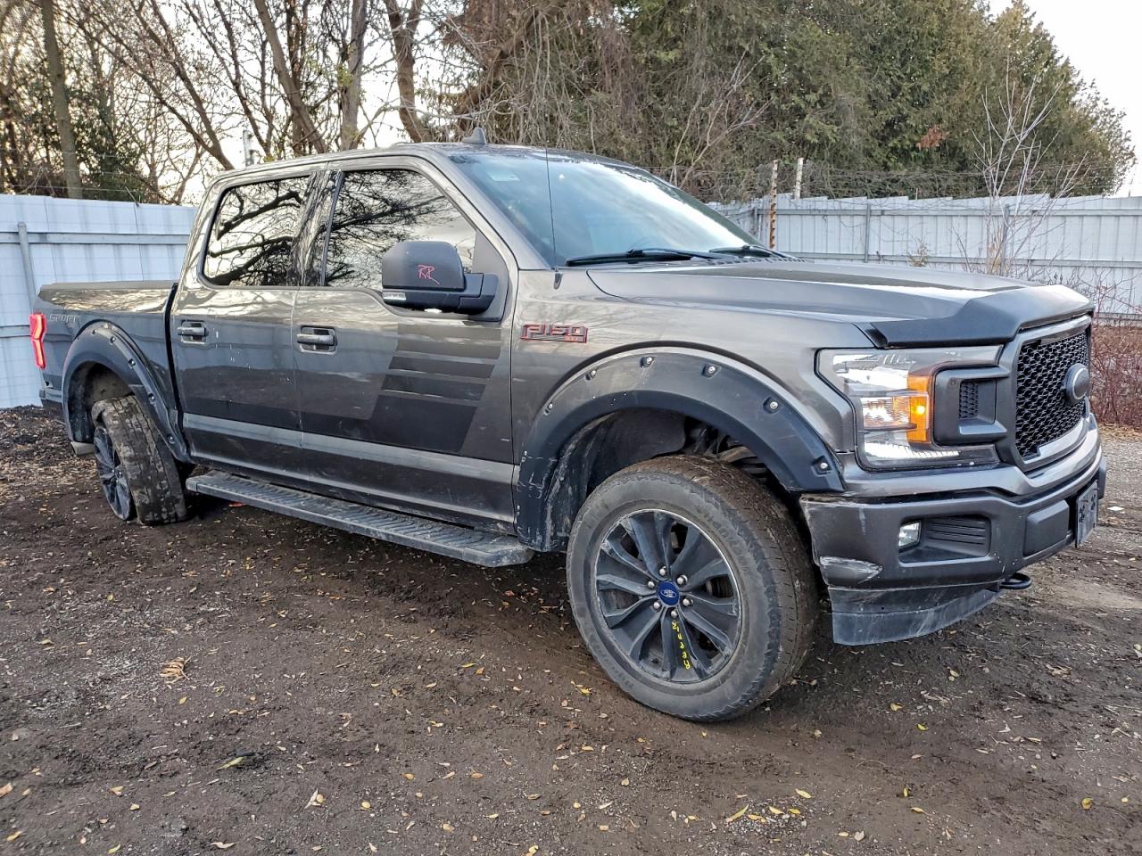 FORD F-150 SUPERCREW