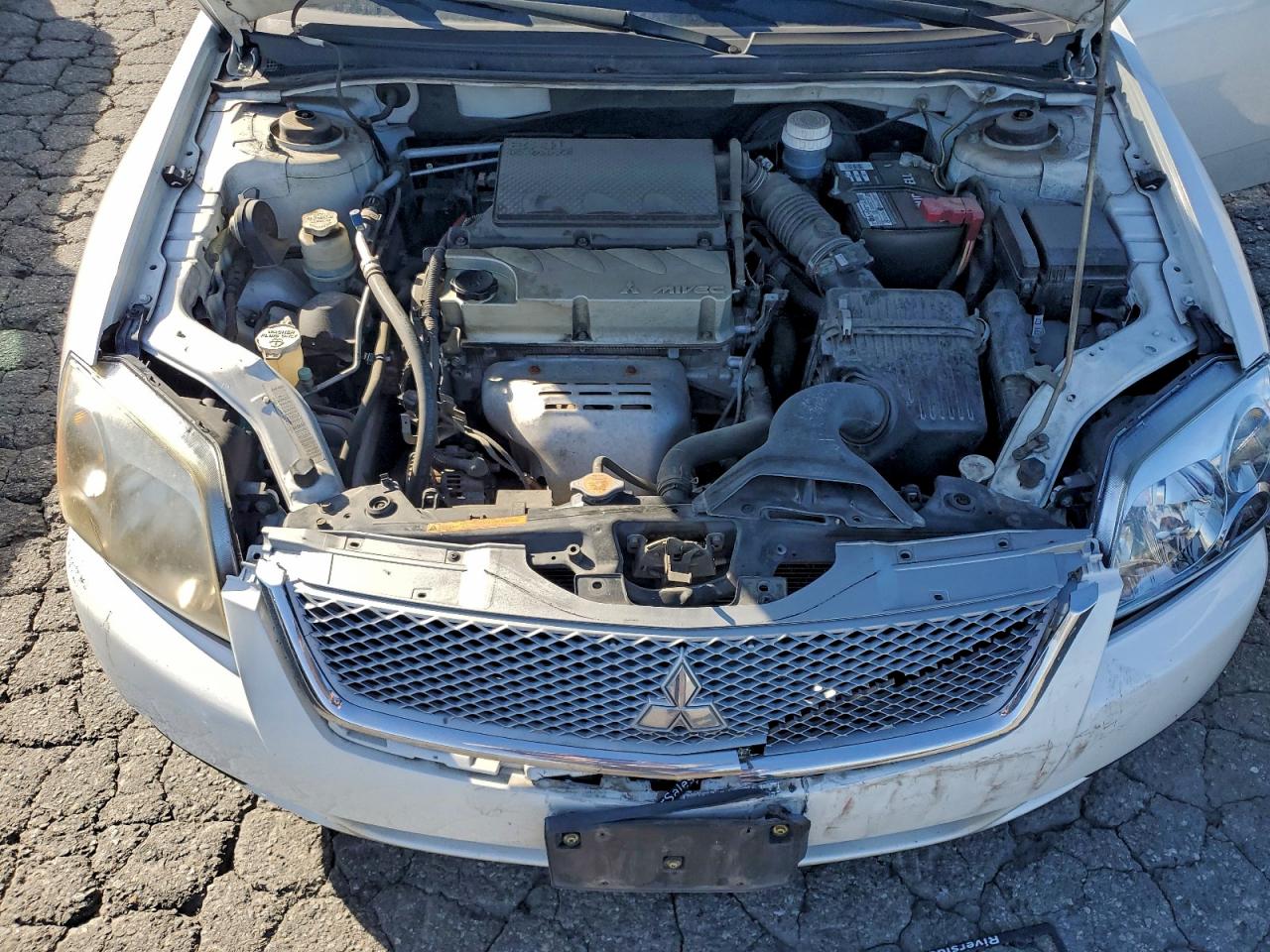 MITSUBISHI GALANT FE