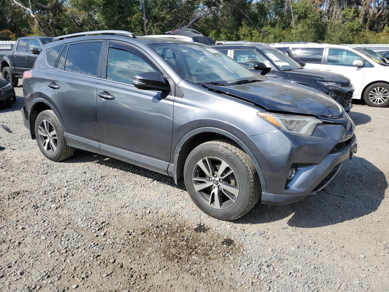 TOYOTA RAV4 XLE