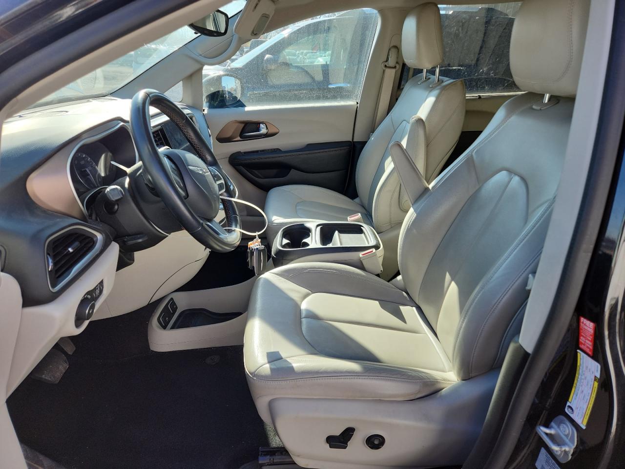 CHRYSLER PACIFICA TOURING L