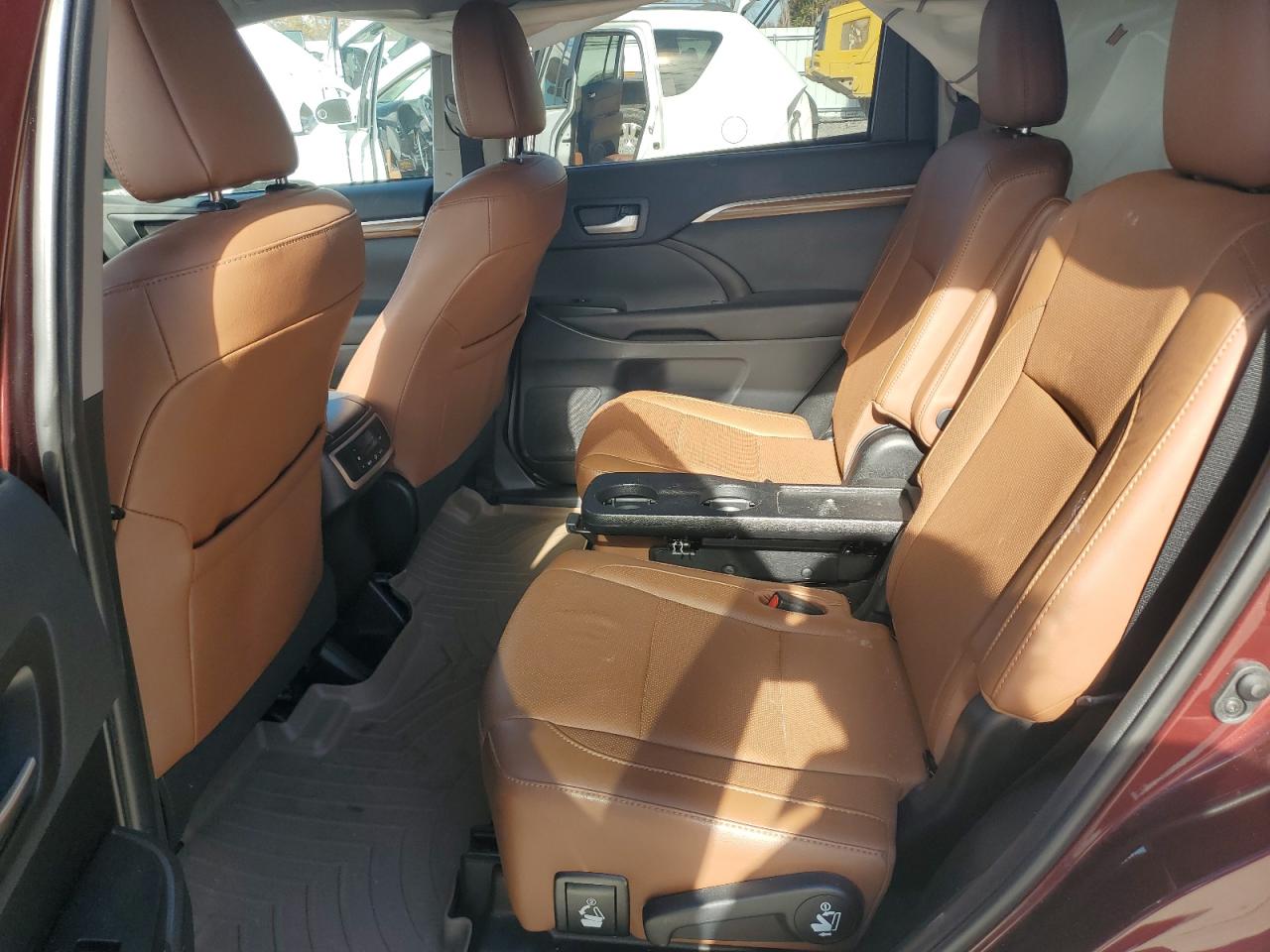 TOYOTA HIGHLANDER LIMITED