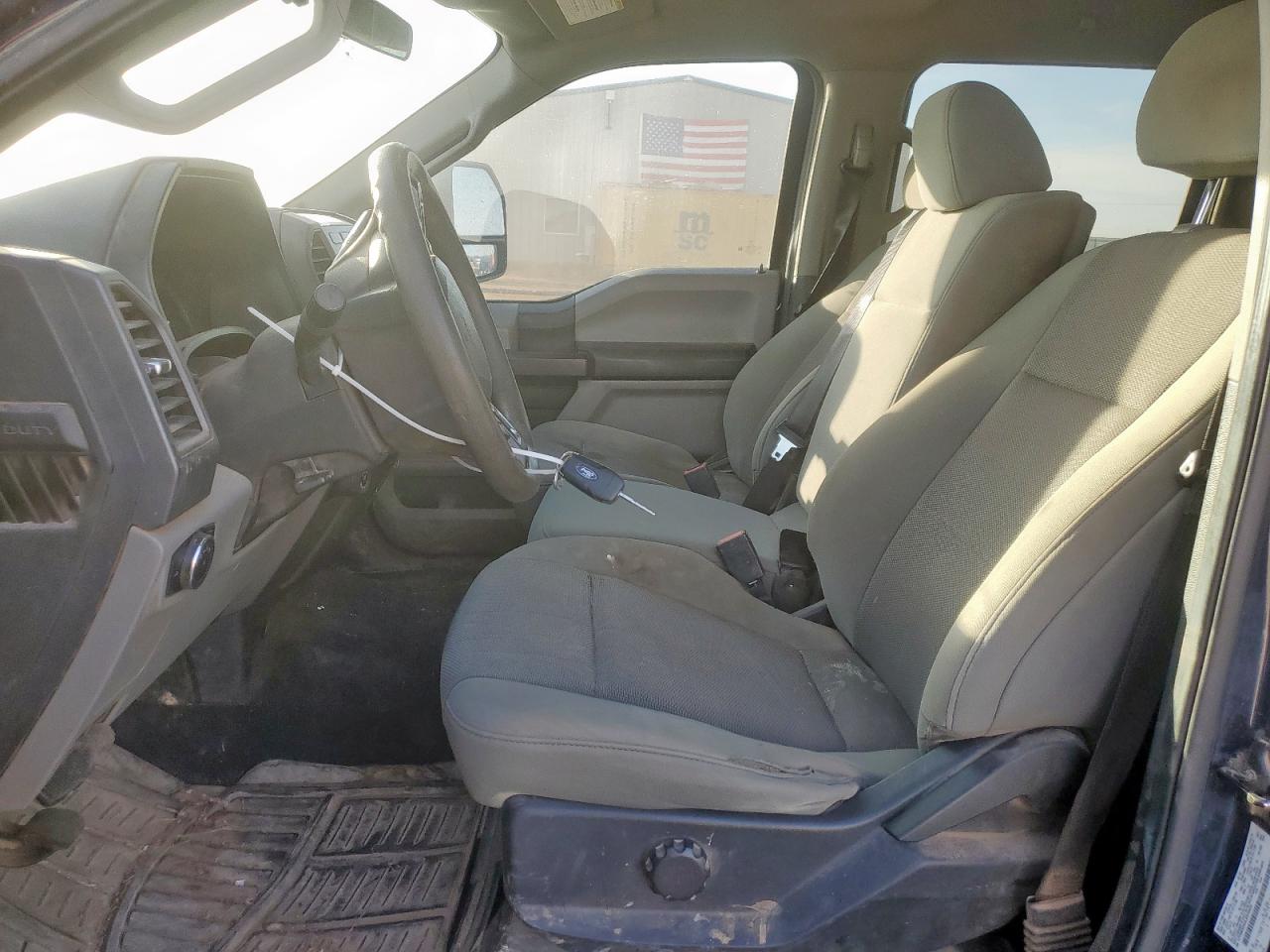 FORD F-350 SUPER DUTY