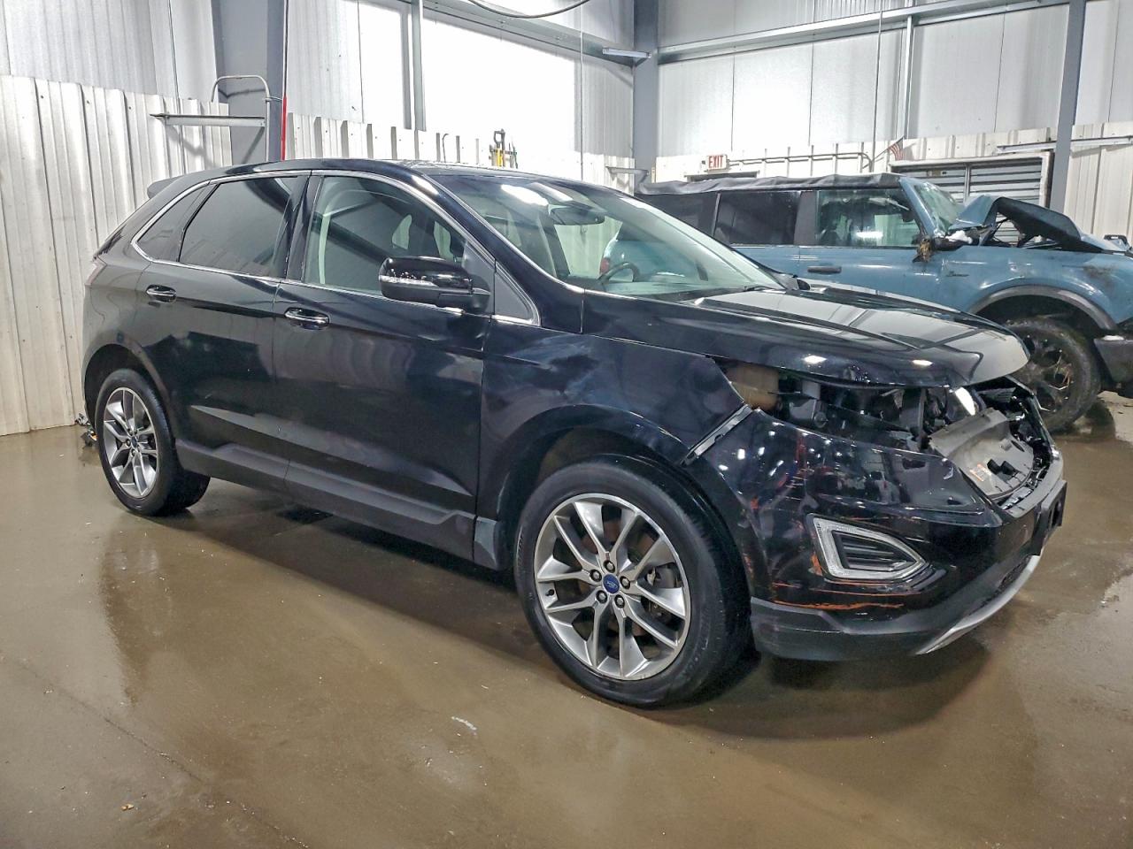 FORD EDGE TITANIUM