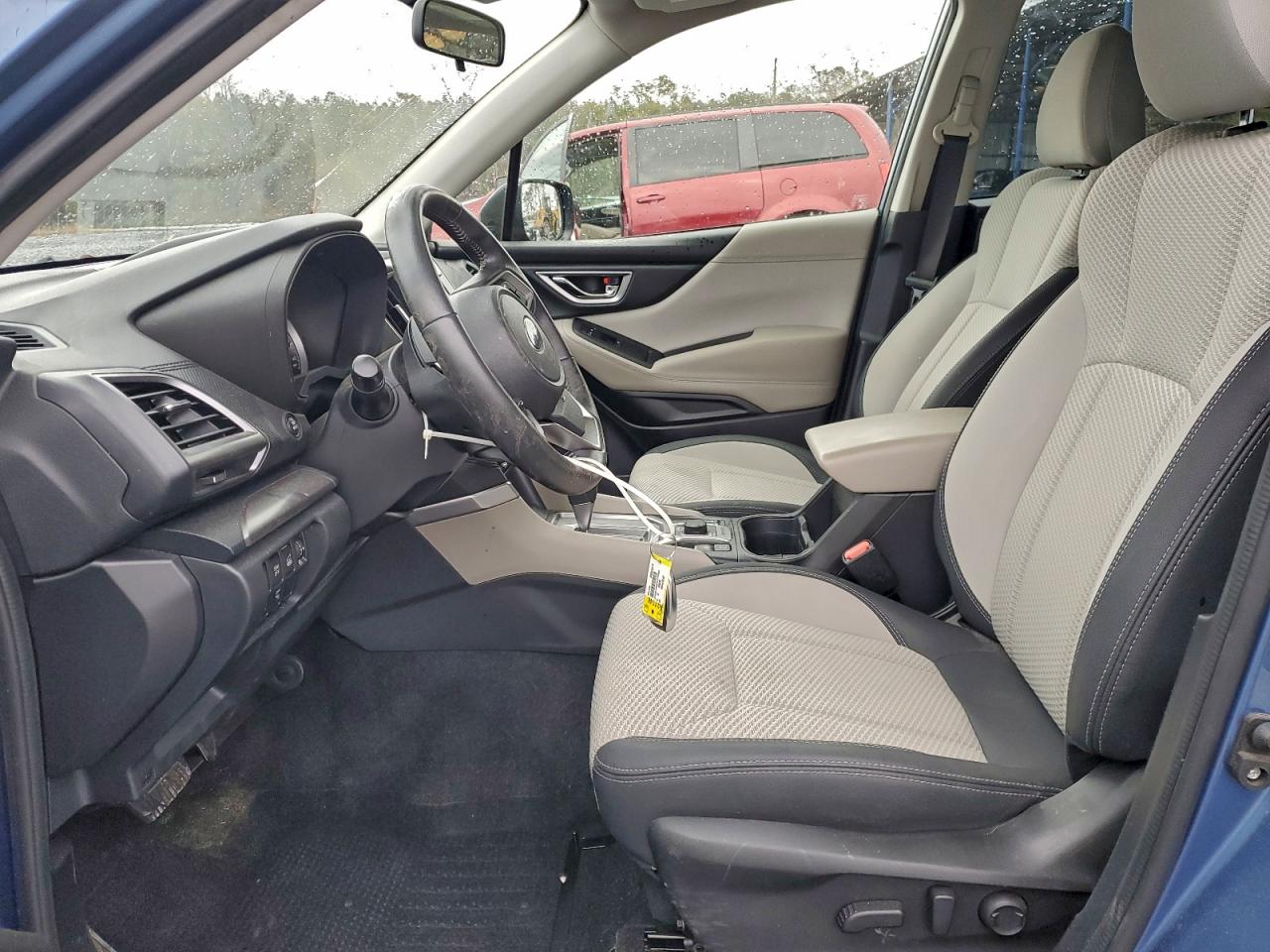 SUBARU FORESTER PREMIUM