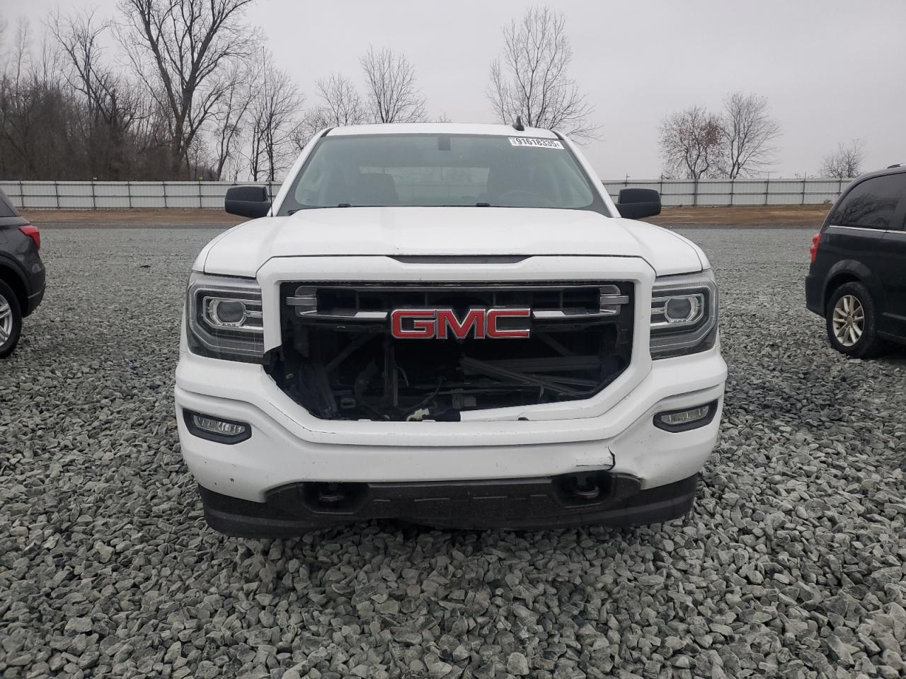 Lot #3311556232 2017 GMC SIERRA K15