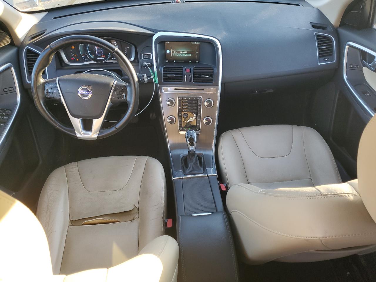 VOLVO XC60 T5 PREMIER