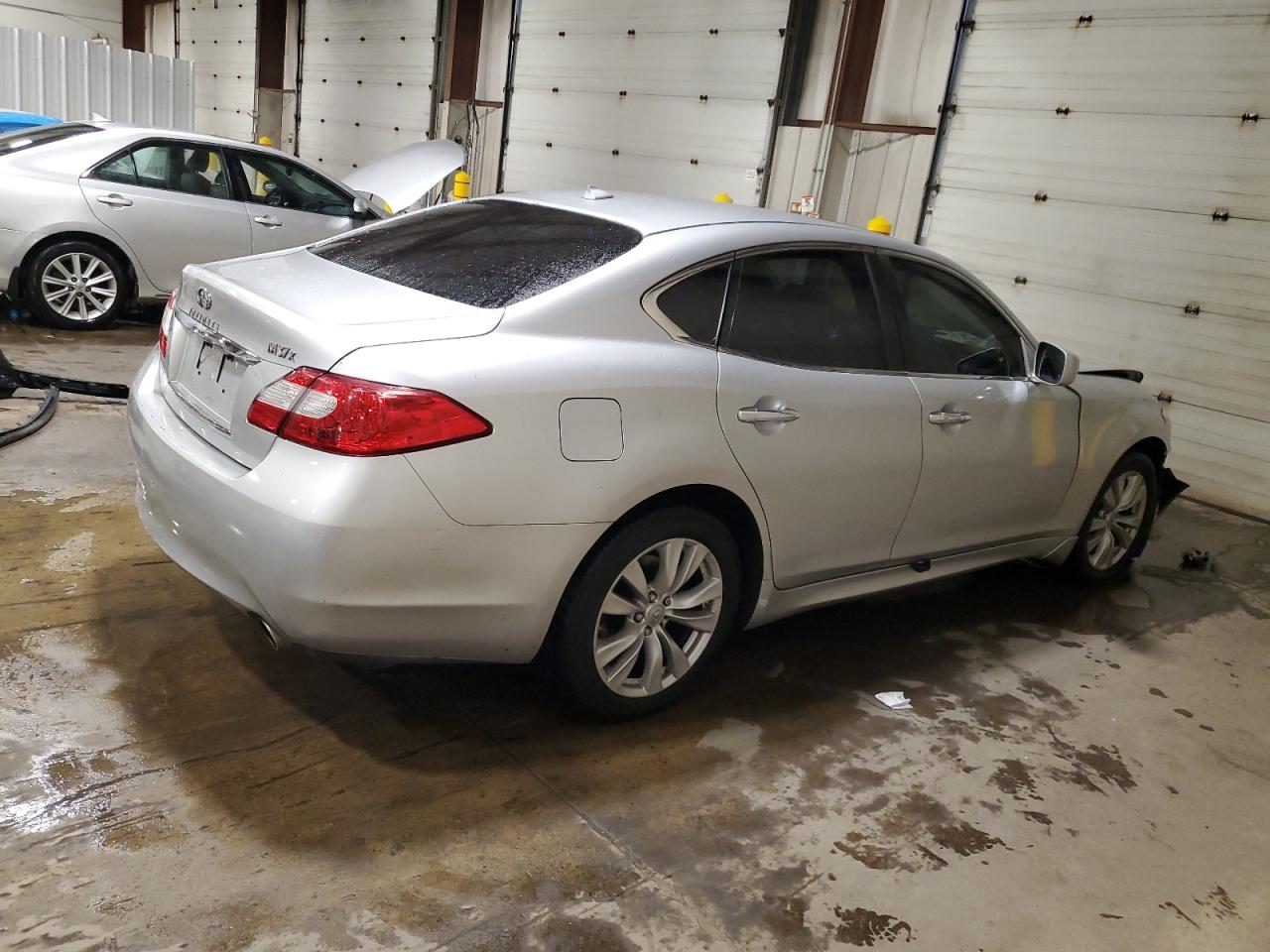 INFINITI M37 X
