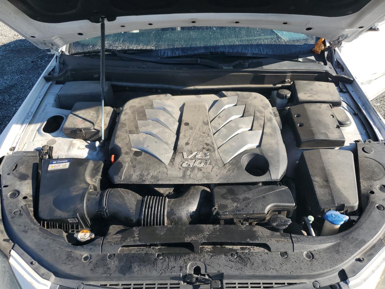 HYUNDAI GENESIS 5.0L