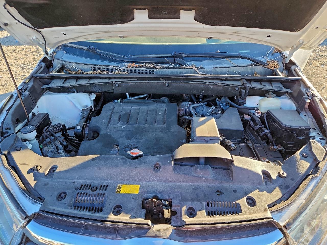 TOYOTA HIGHLANDER XLE