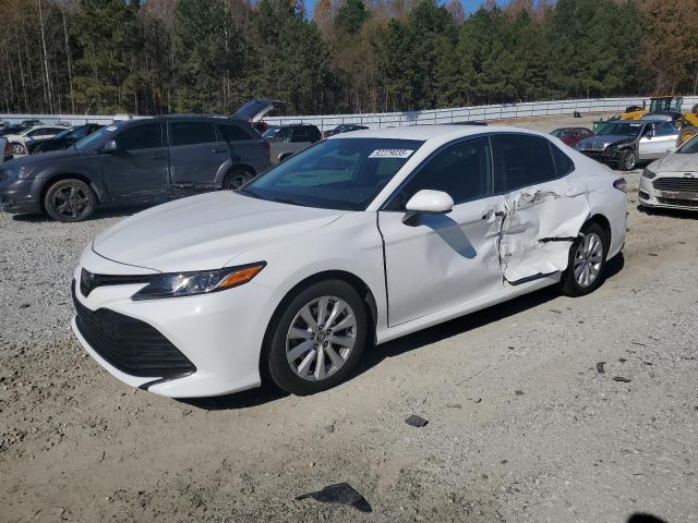 2020 TOYOTA CAMRY LE #3309597594