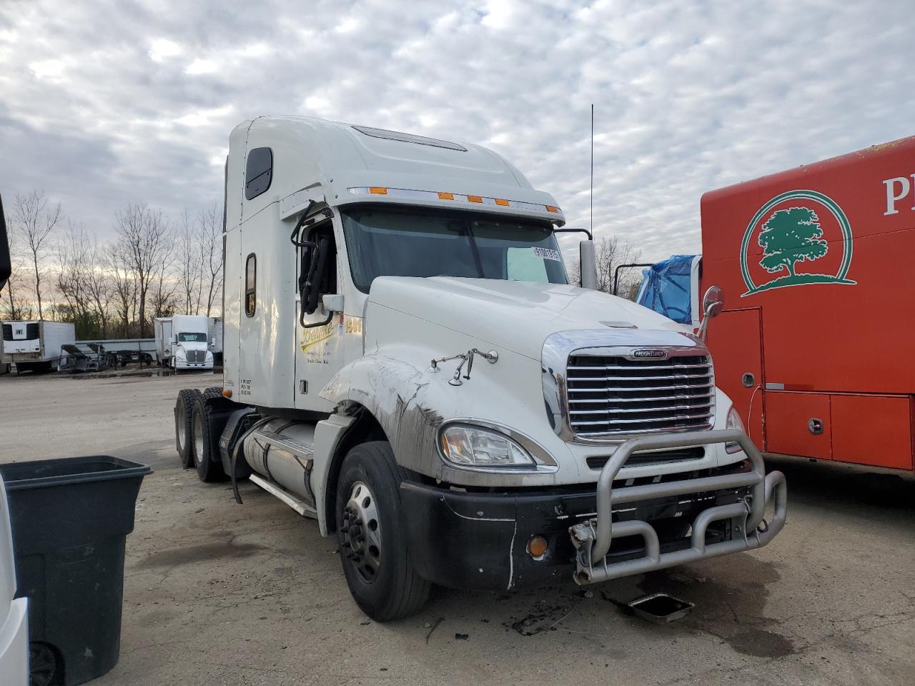 Lot #3310327954 2016 FREIGHTLINER CONVENTION