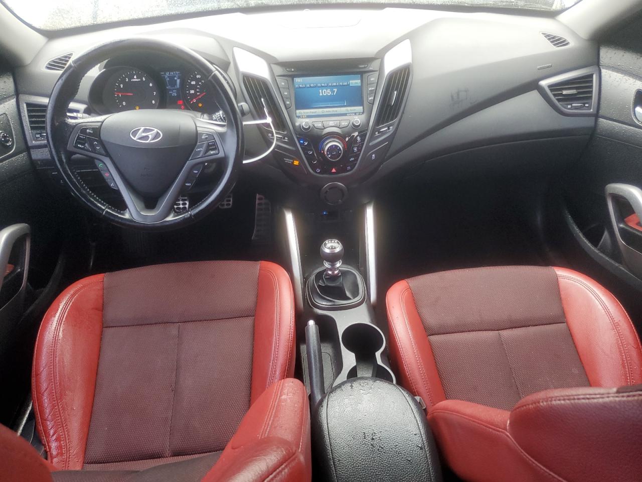 Lot #3311763277 2014 HYUNDAI VELOSTER T