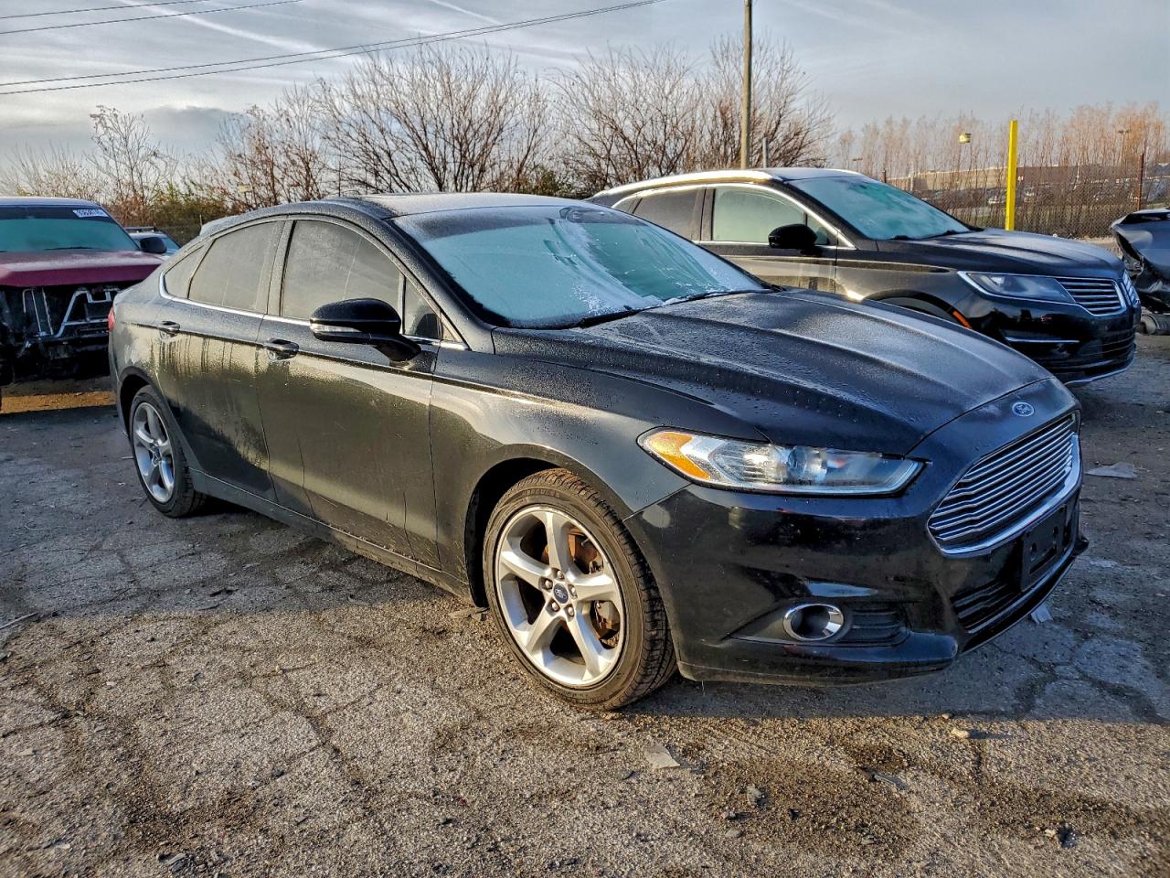 FORD FUSION SE