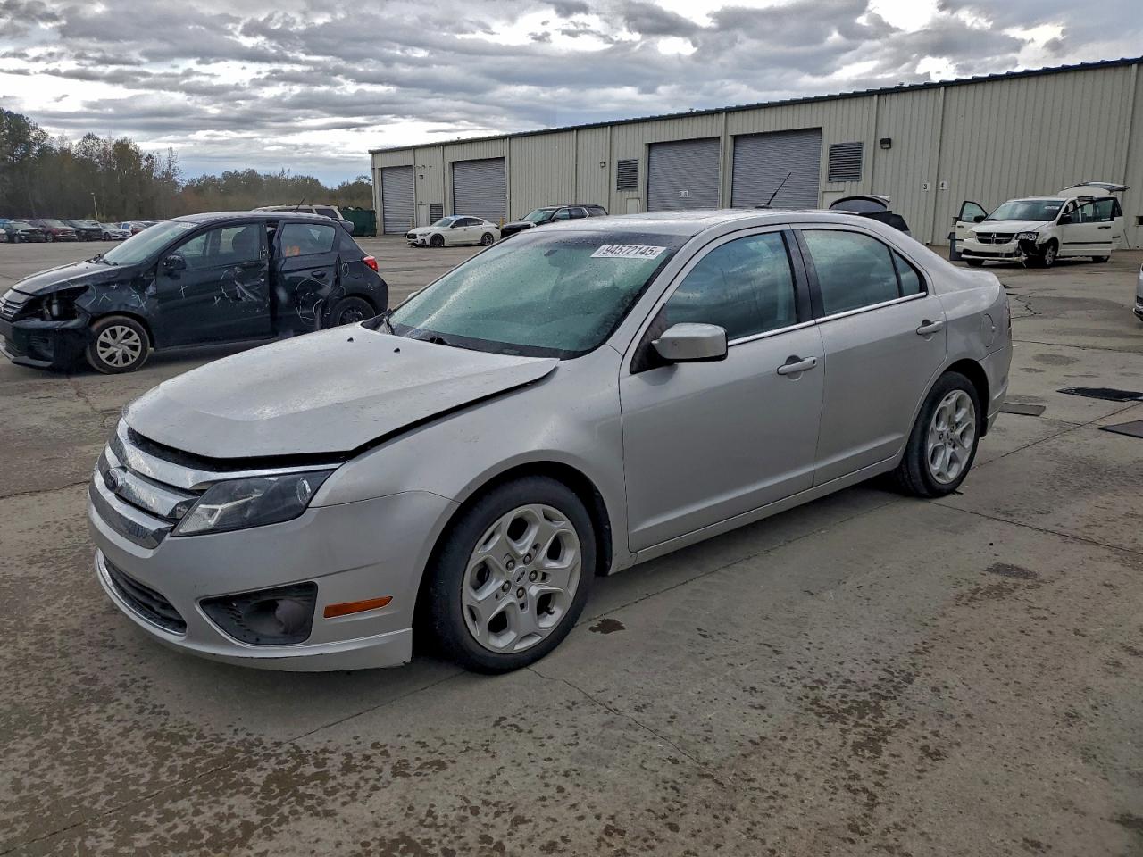 FORD FUSION SE
