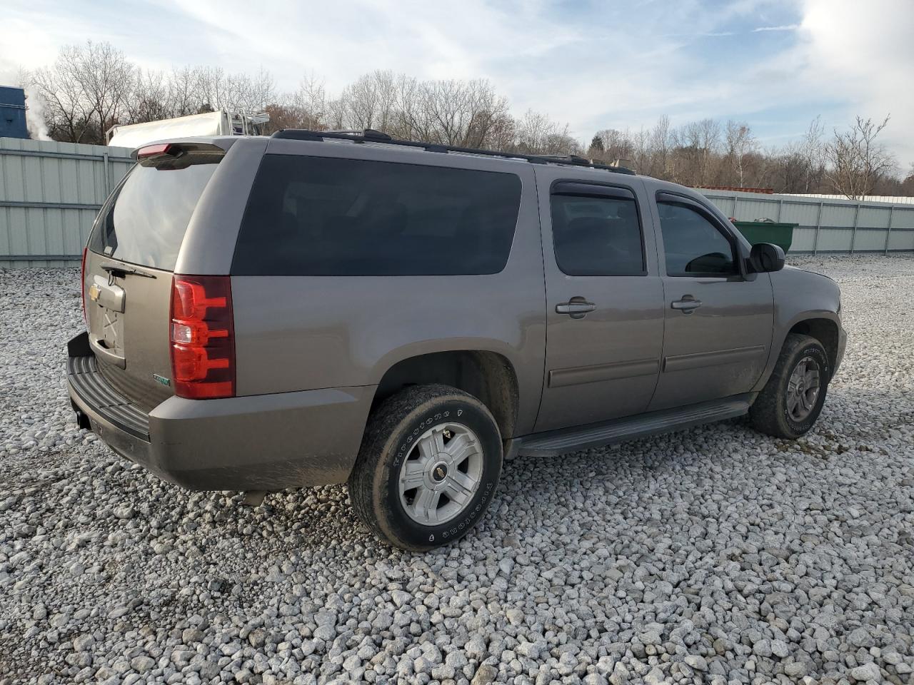 CHEVROLET SUBURBAN K1500 LS