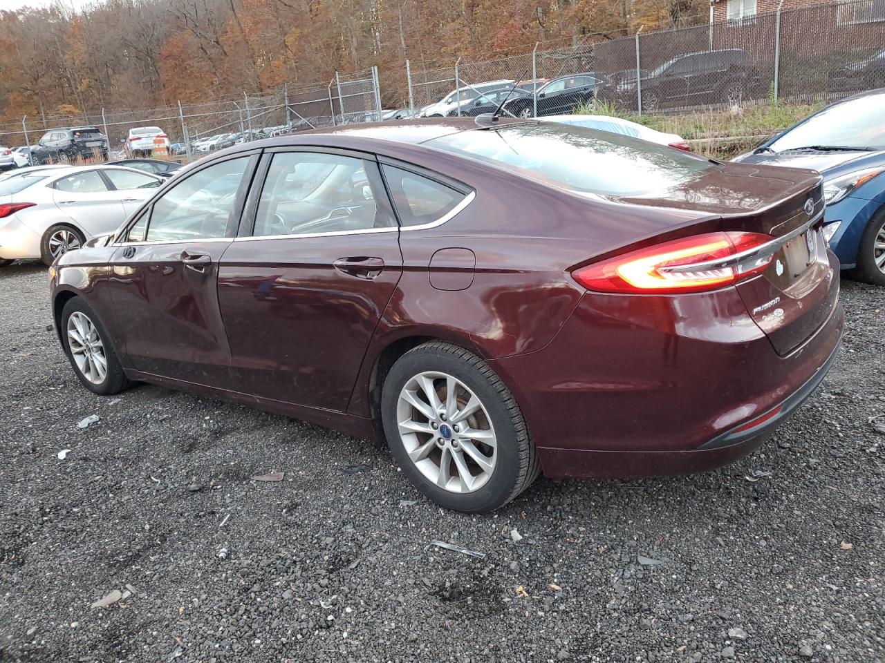 FORD FUSION SE