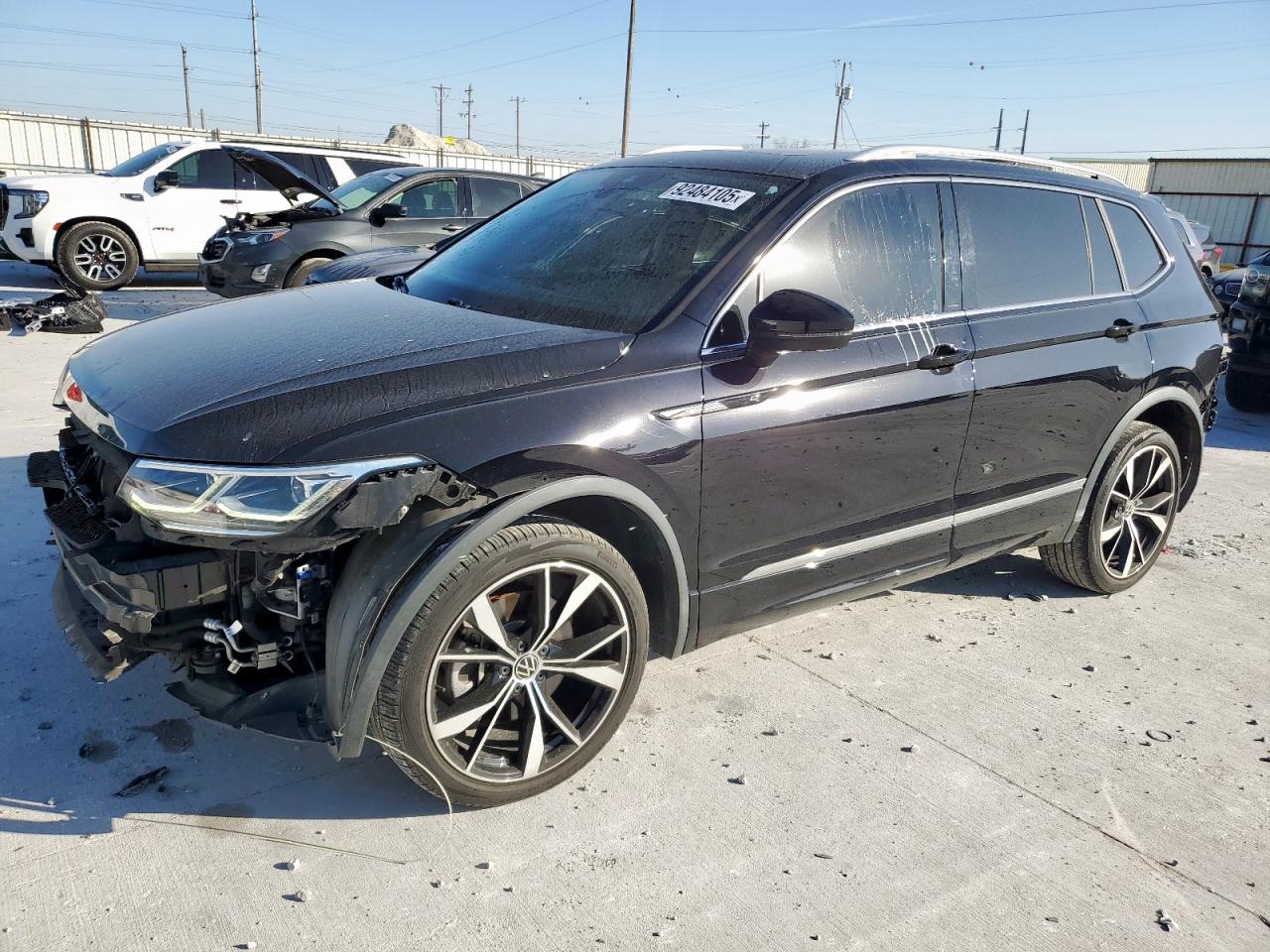 VOLKSWAGEN TIGUAN SEL R-LINE