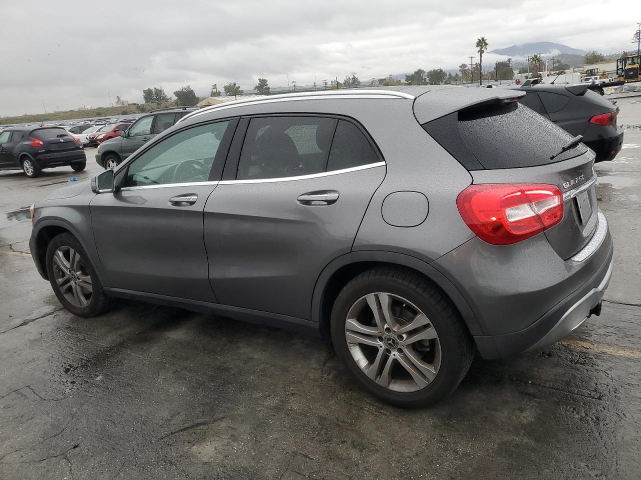 MERCEDES-BENZ GLA-CLASS 250 4MATIC