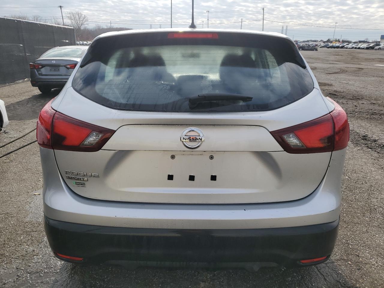 NISSAN ROGUE SPORT S