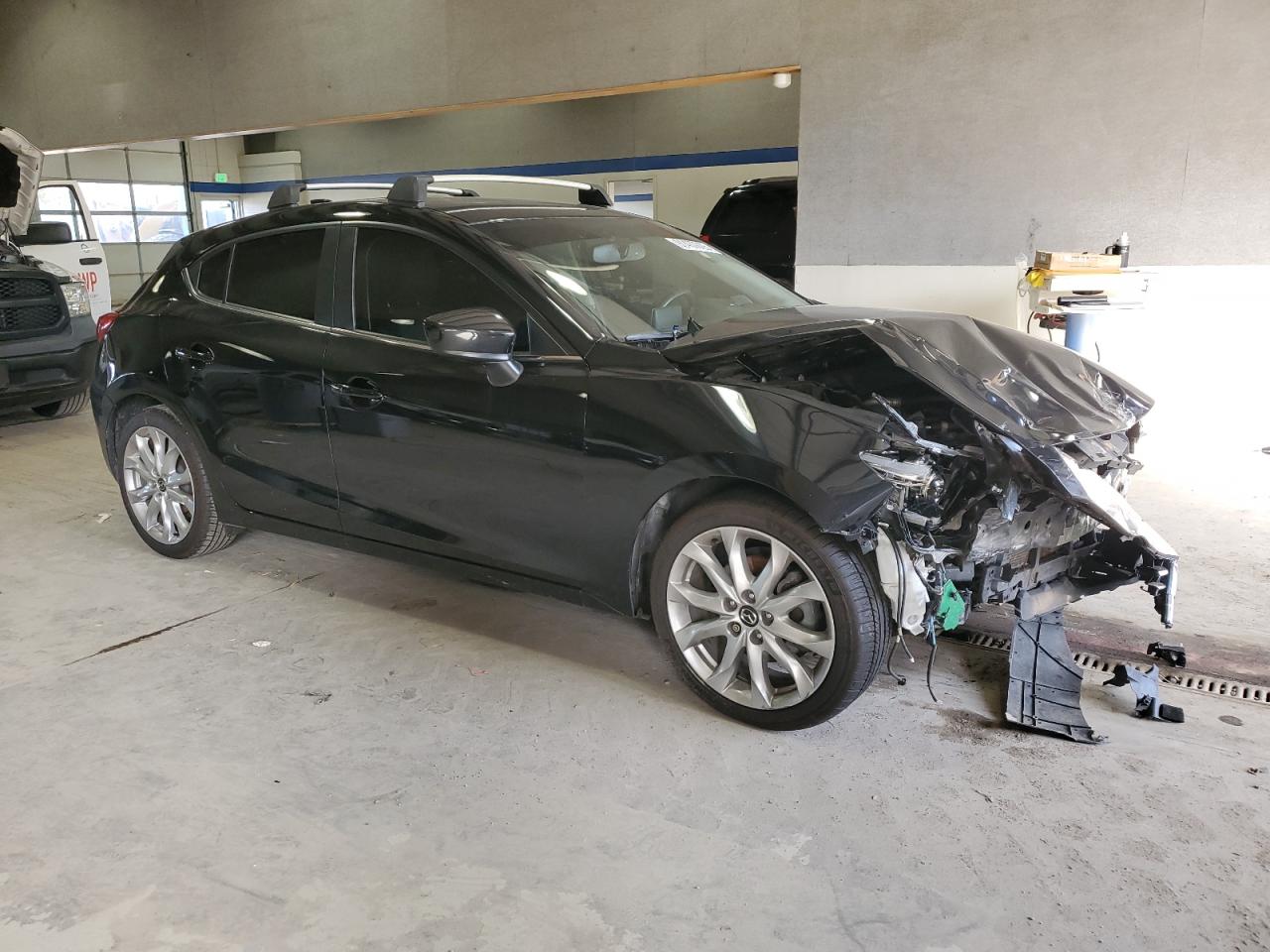 MAZDA 3 GRAND TOURING