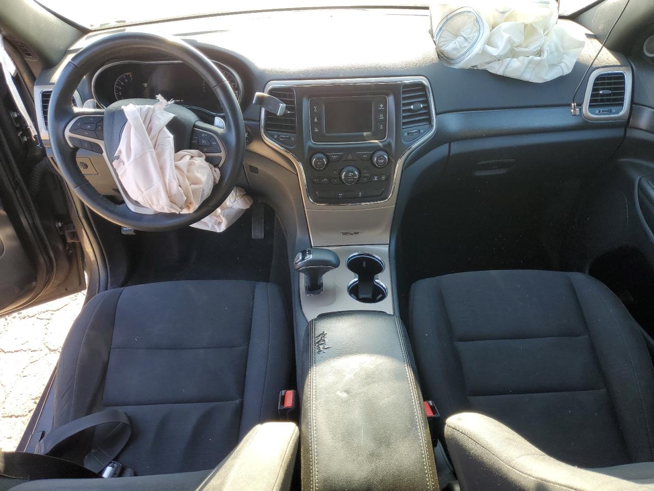 JEEP GRAND CHEROKEE LAREDO