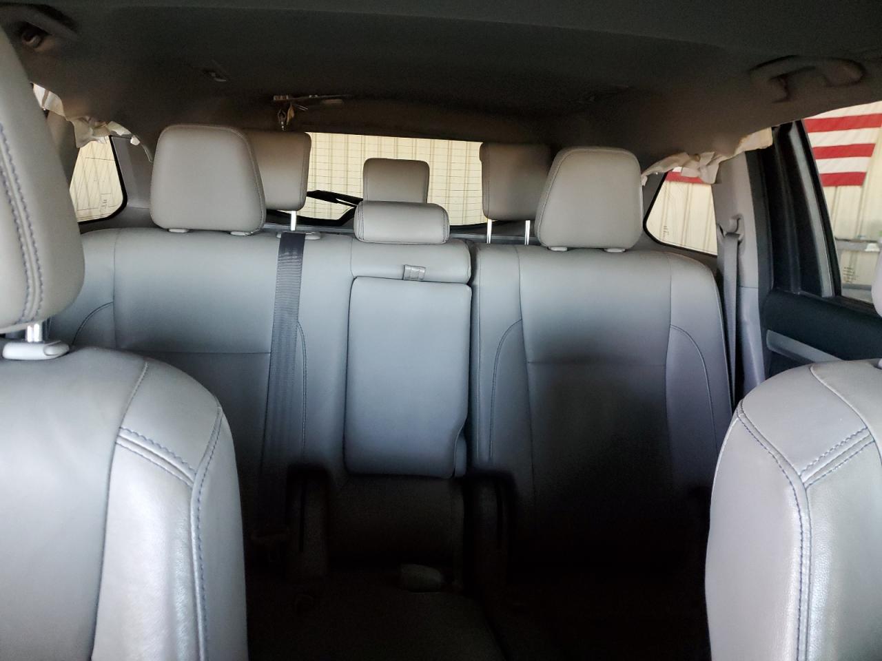 TOYOTA HIGHLANDER SE