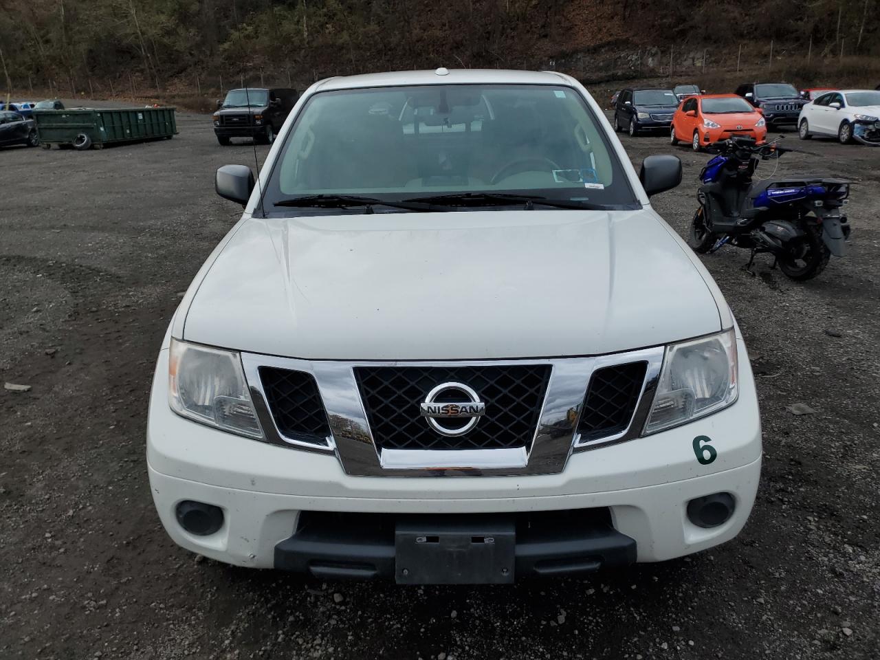 NISSAN FRONTIER S