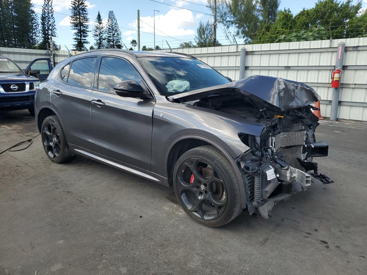 ALFA ROMEO STELVIO TI