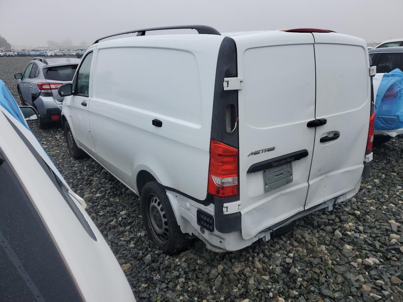 MERCEDES-BENZ METRIS