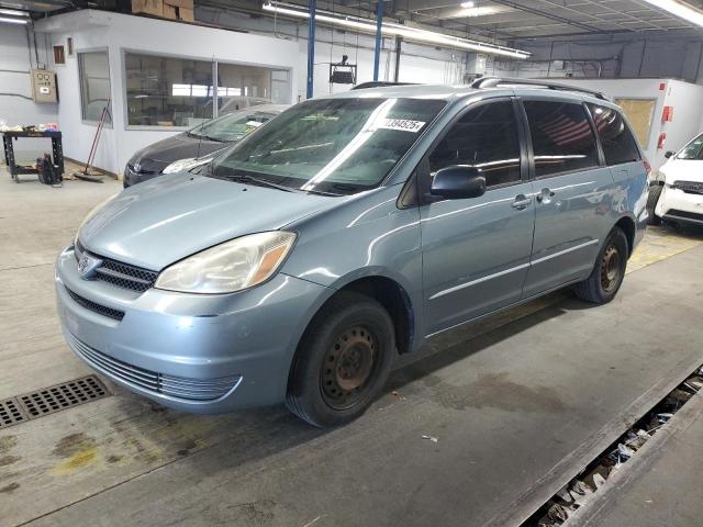 Global Auto Auctions: 2005 TOYOTA SIENNA CE