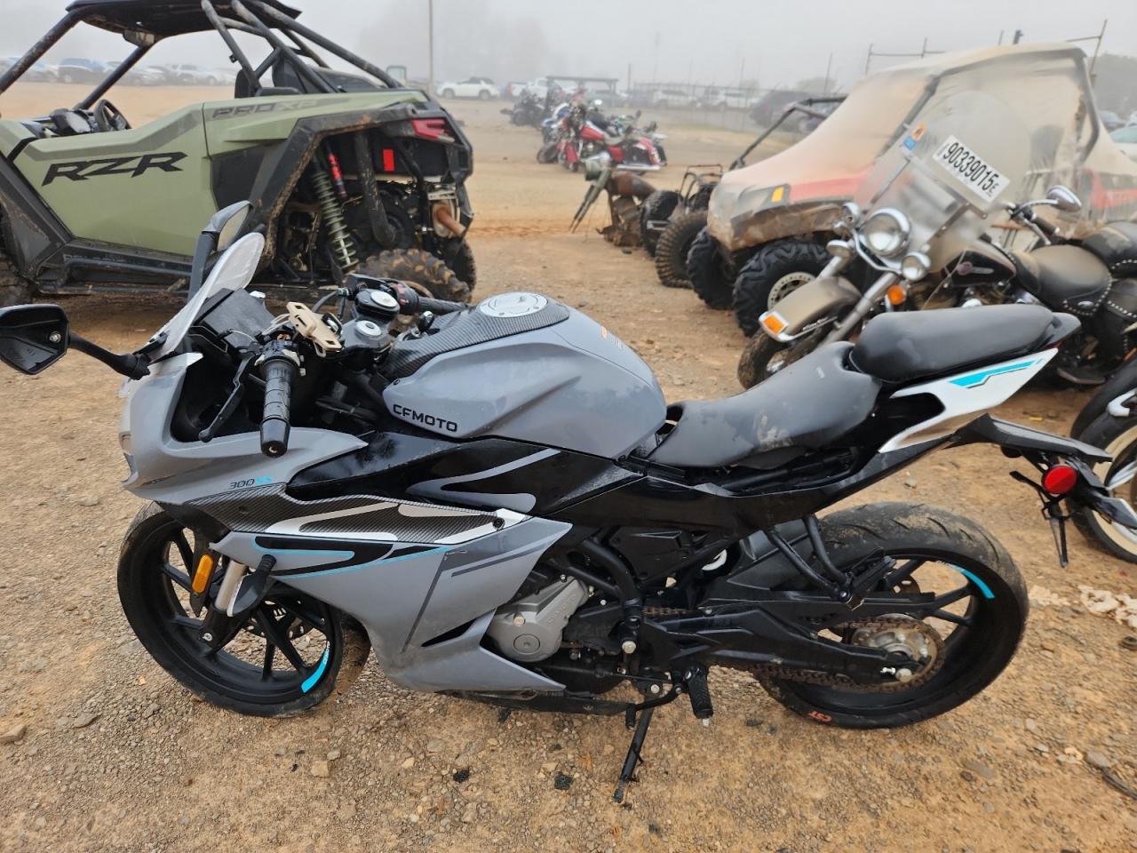 Lot #3294127941 2023 CF MOTO 300SS