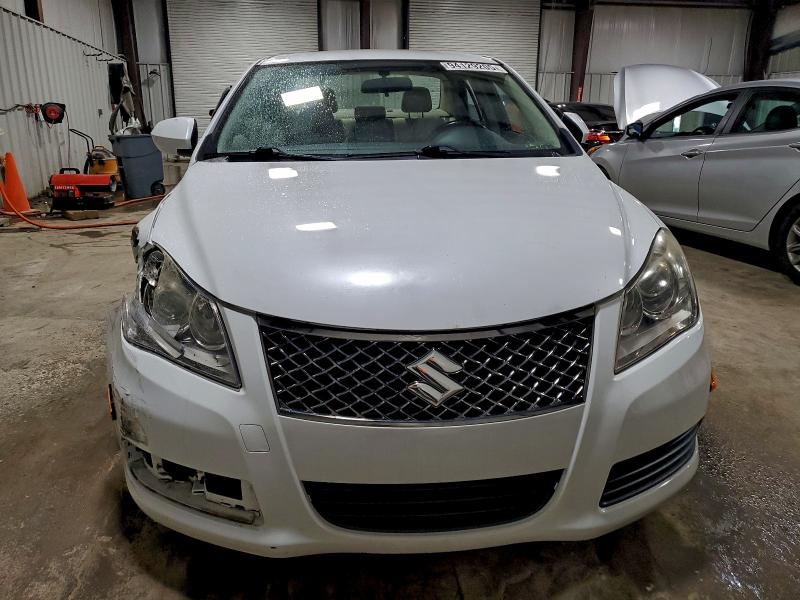 2013 SUZUKI KIZASHI SE #3308477288