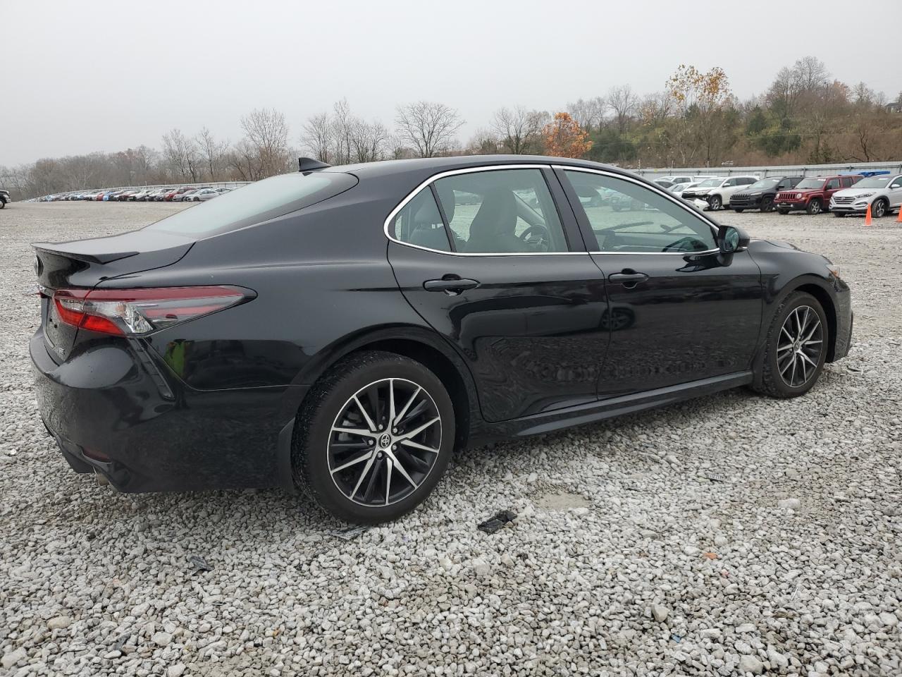 TOYOTA CAMRY SE NIGHT SHADE