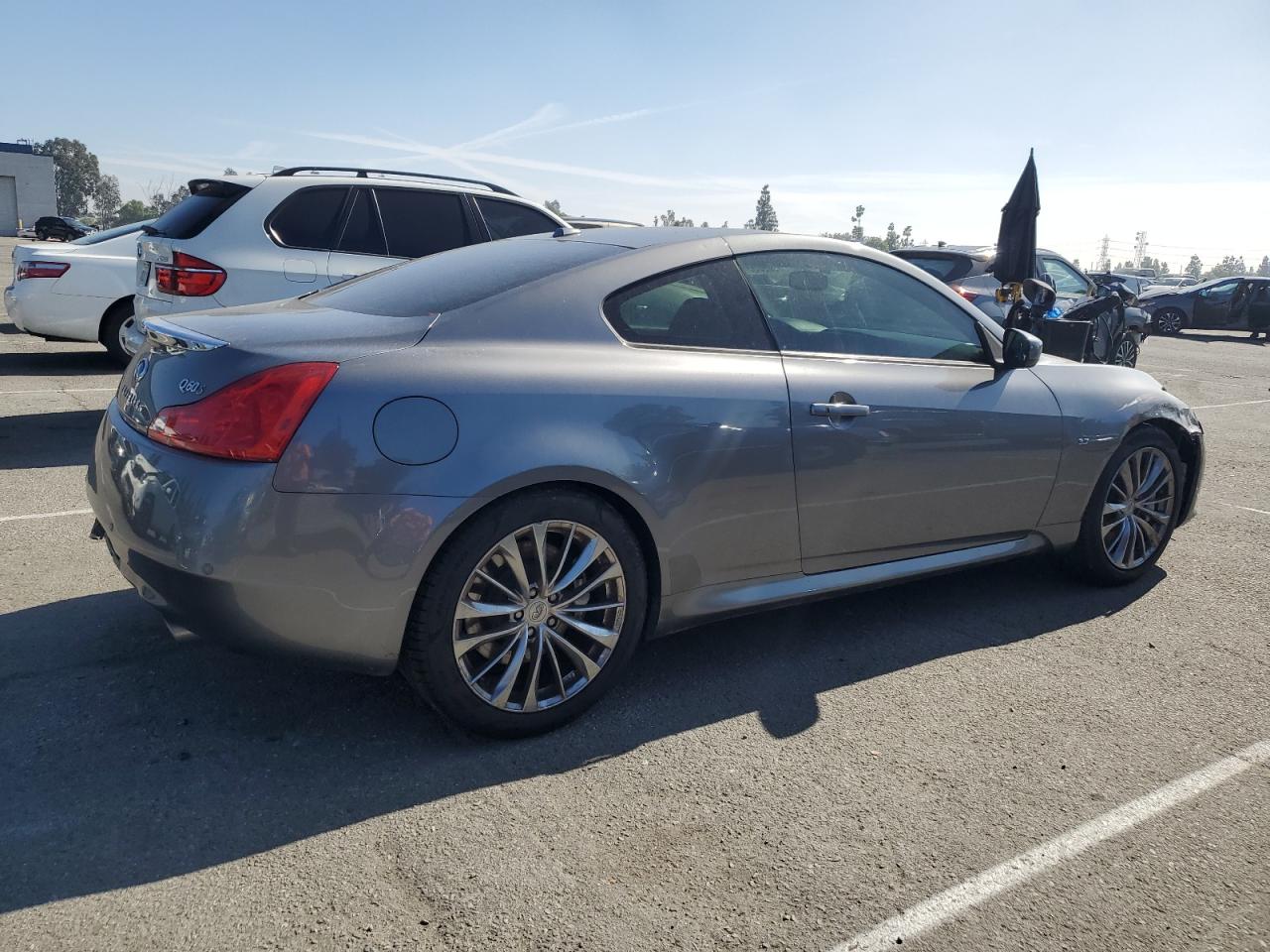 INFINITI Q60 JOURNEY