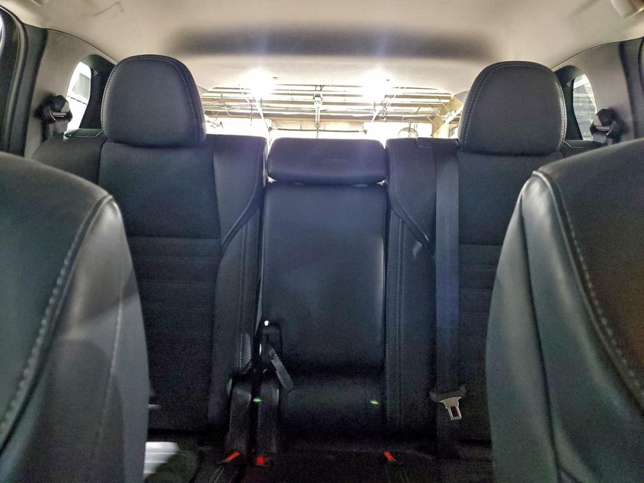 MITSUBISHI OUTLANDER SE