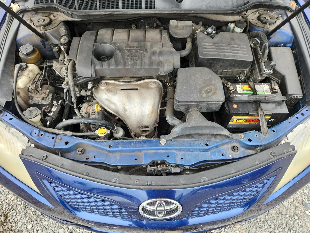 TOYOTA CAMRY BASE