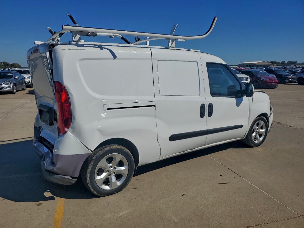 RAM PROMASTER SLT