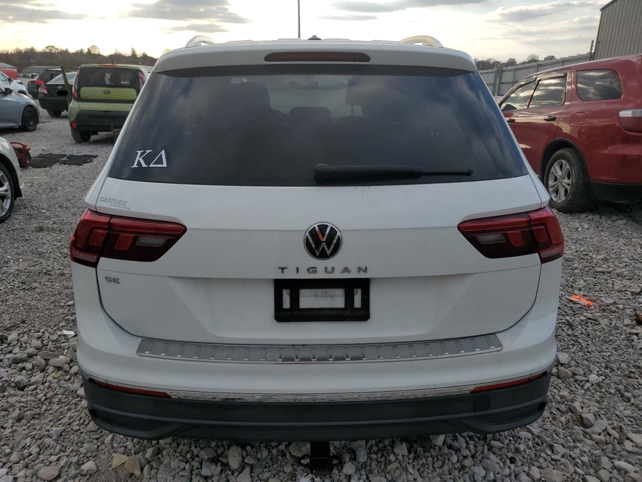 Lot #3310369979 2022 VOLKSWAGEN TIGUAN SE