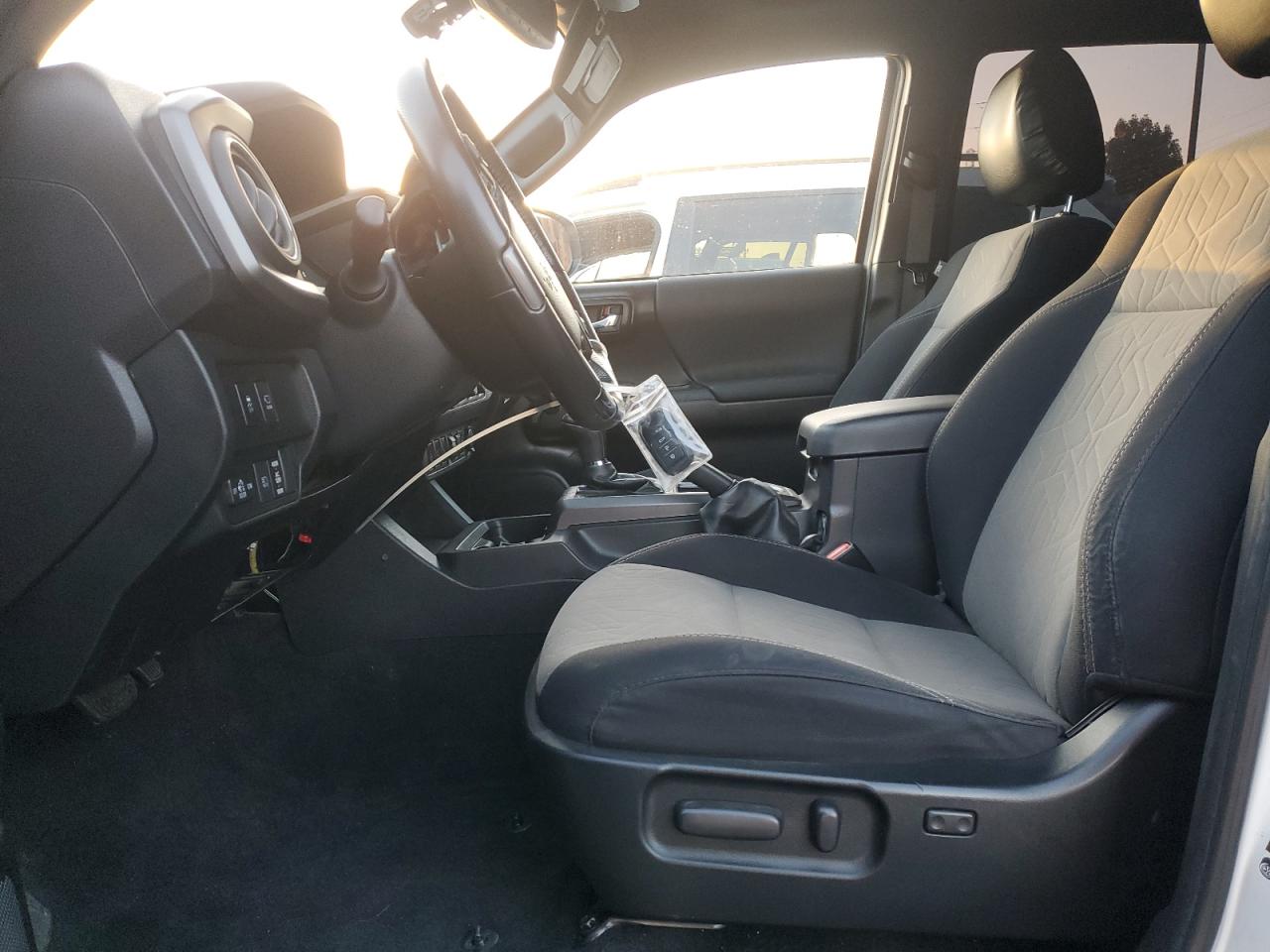 TOYOTA TACOMA DOUBLE CAB