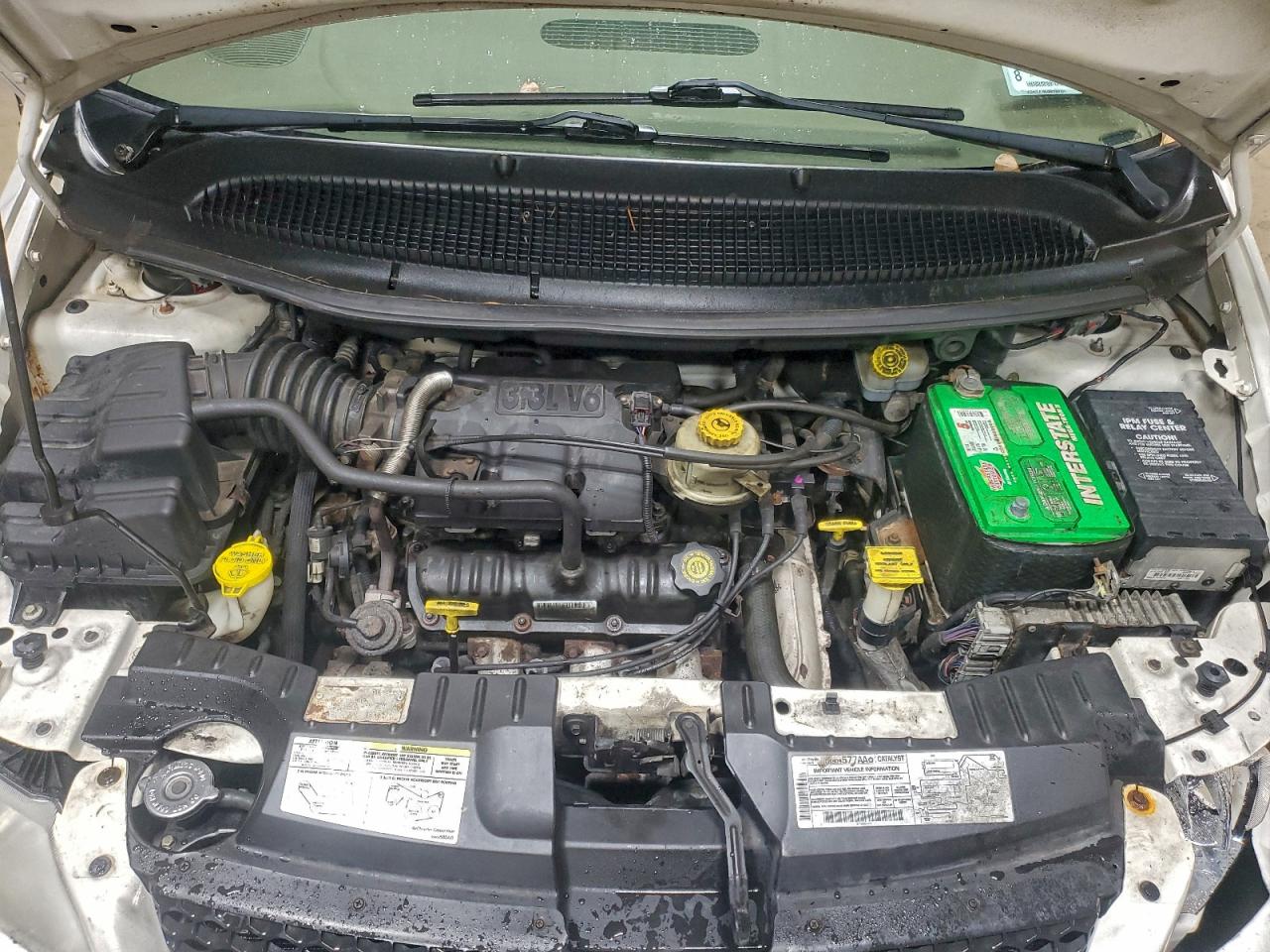 Lot #3315846191 2001 DODGE CARAVAN SE