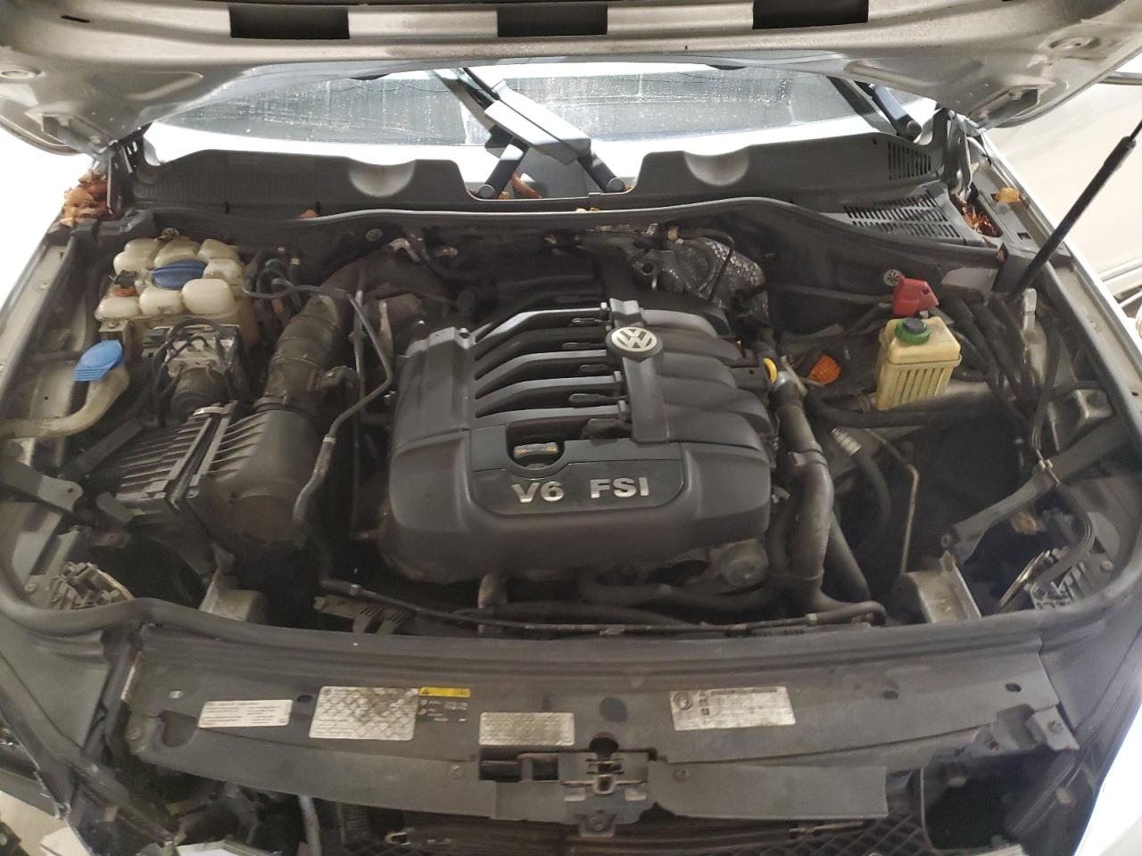 VOLKSWAGEN TOUAREG V6