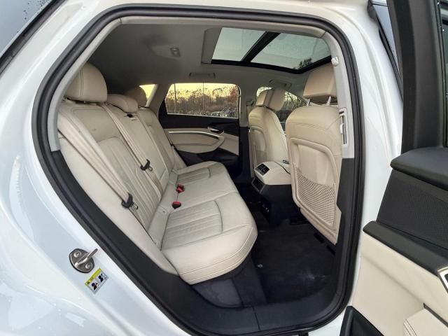 2021 AUDI E-TRON PRE #3292480692