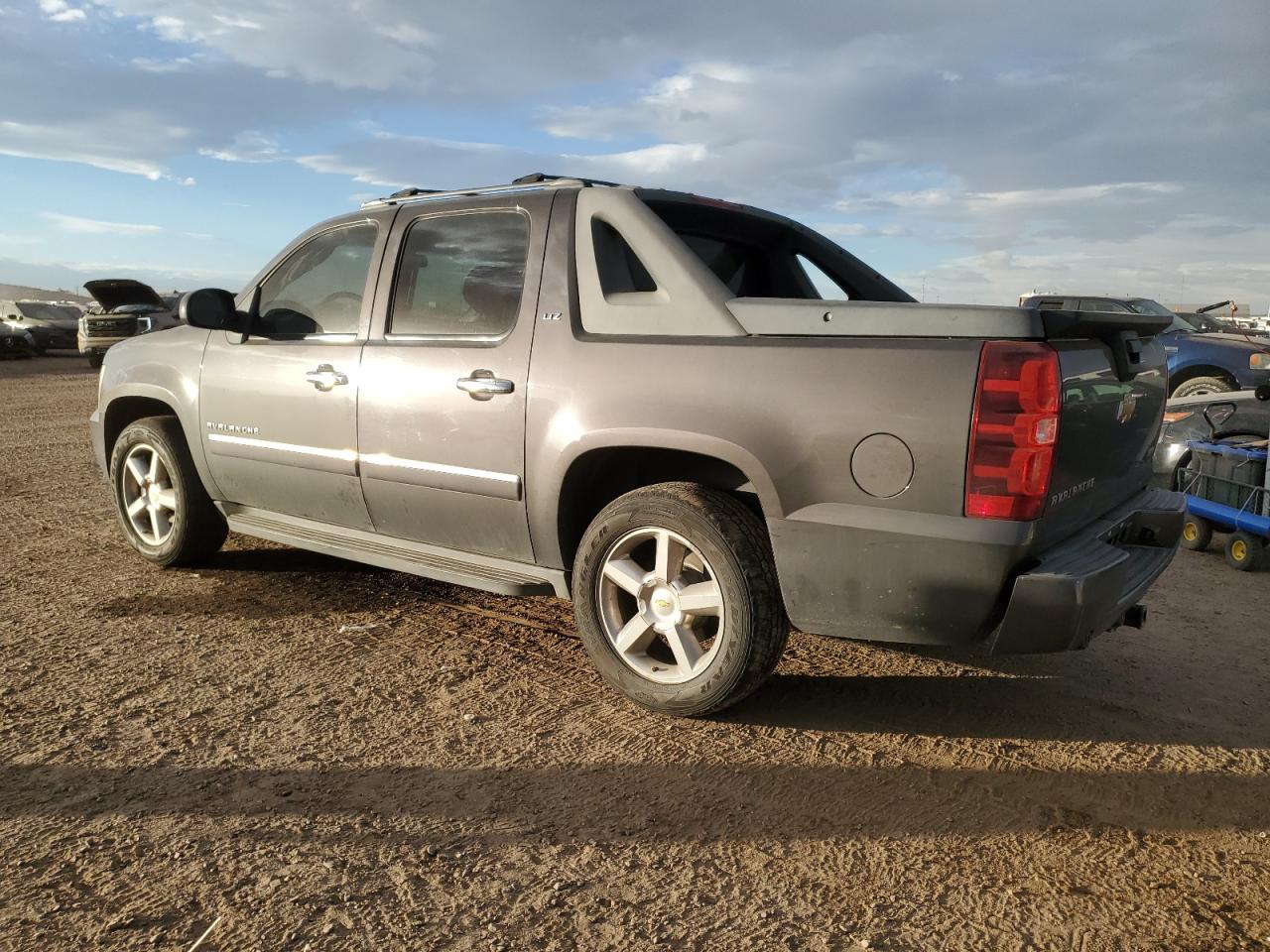 CHEVROLET AVALANCHE LTZ