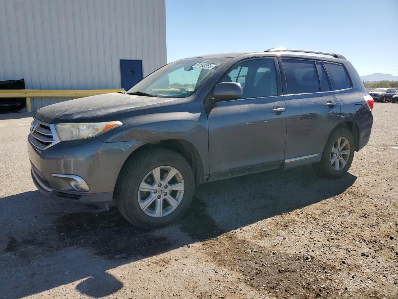 TOYOTA HIGHLANDER BASE