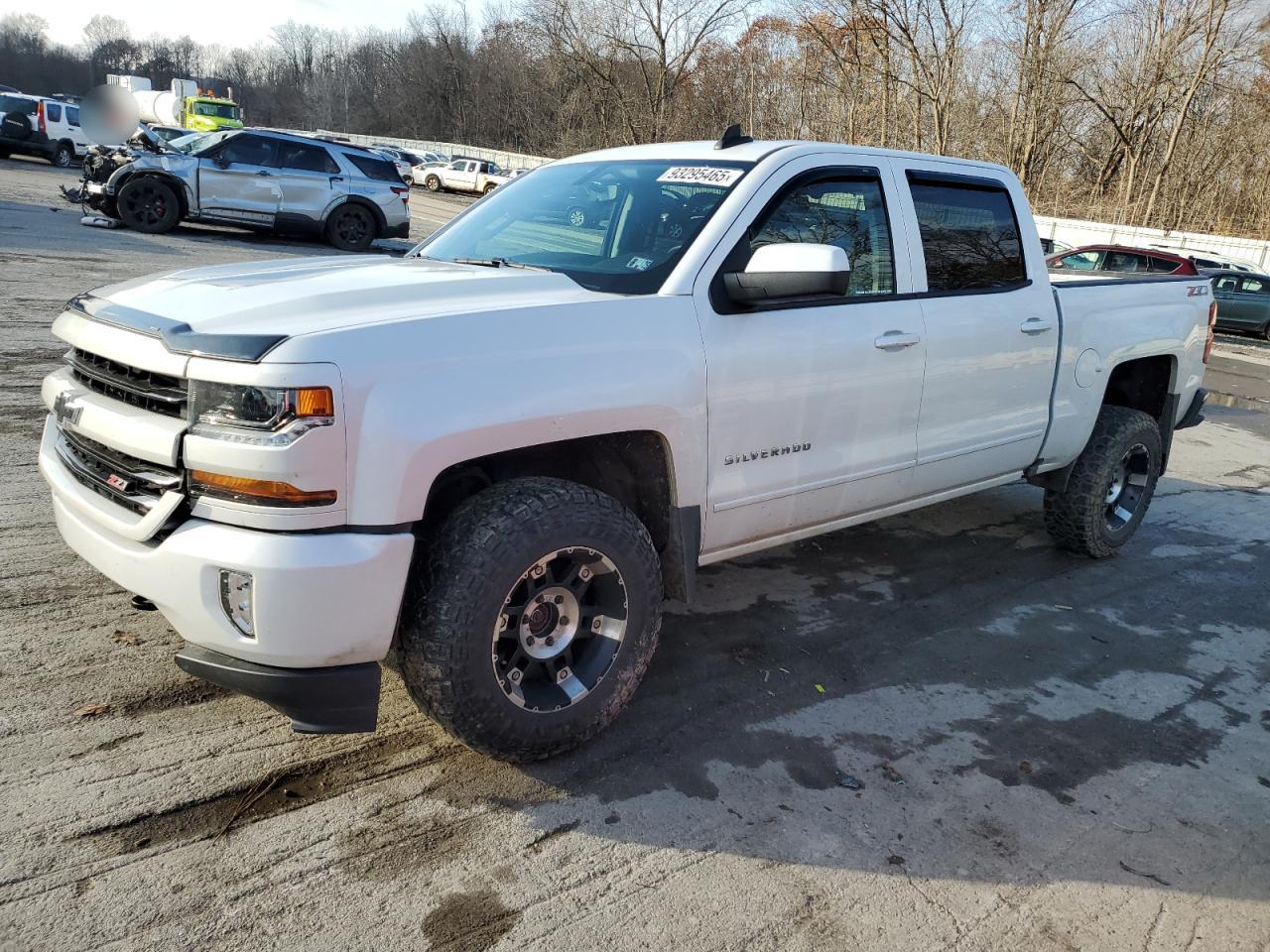 CHEVROLET SILVERADO K1500 LT