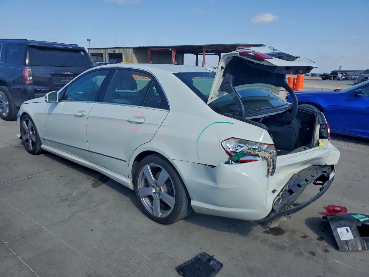 MERCEDES-BENZ E-CLASS 350