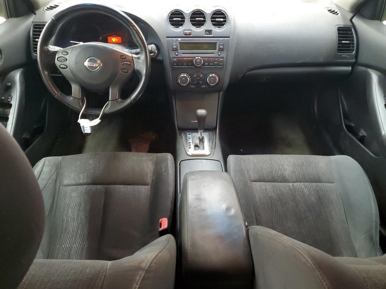 NISSAN ALTIMA BASE