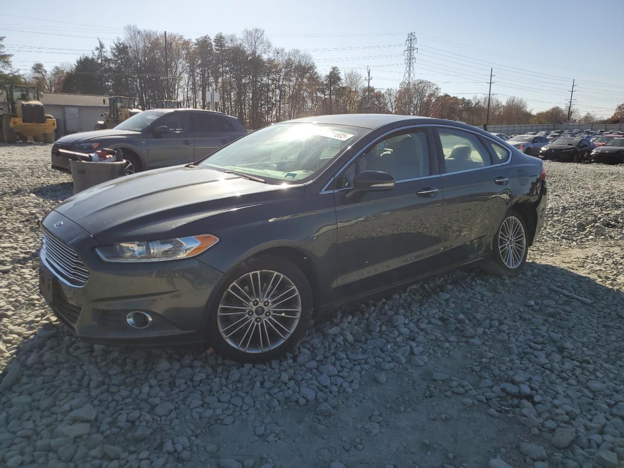 FORD FUSION SE