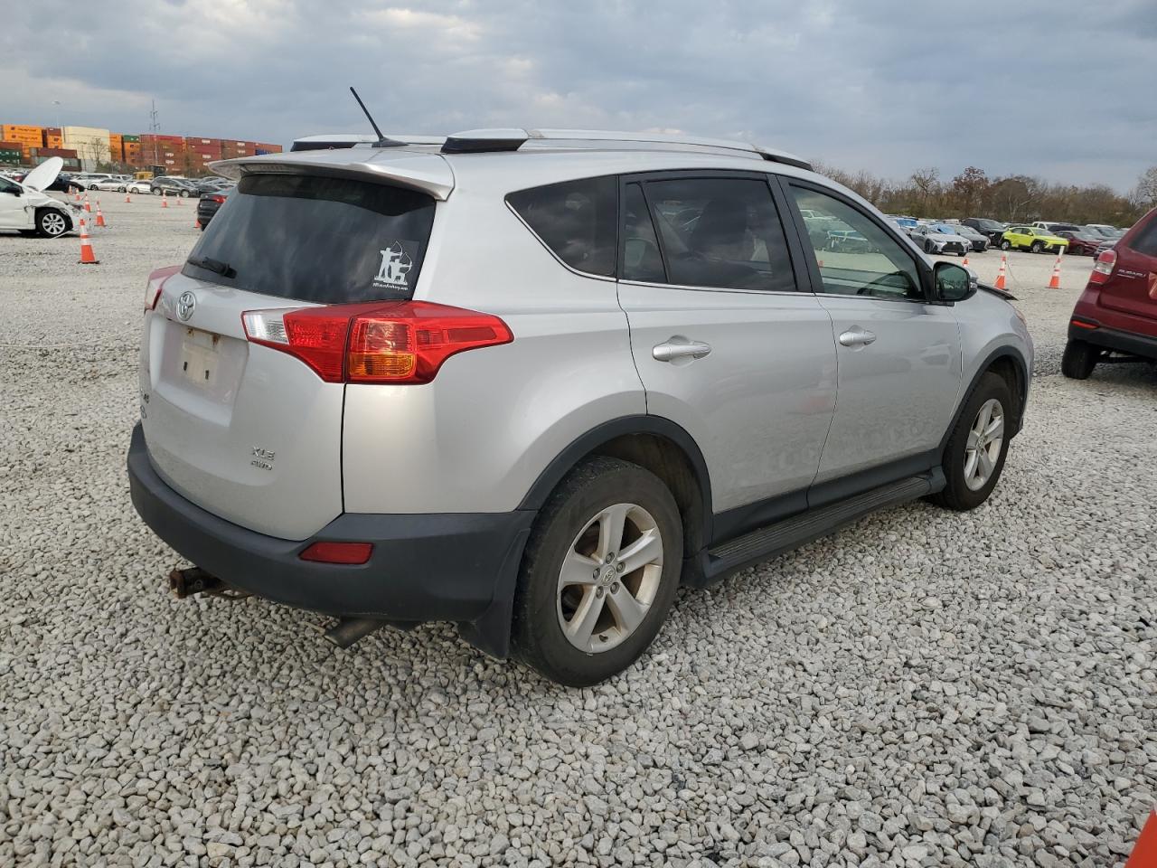 TOYOTA RAV4 XLE